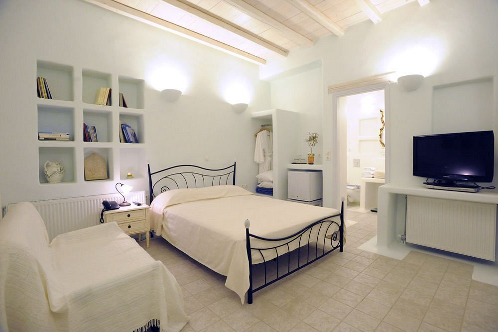 Vincenzo Family Rooms Tínos Exterior foto